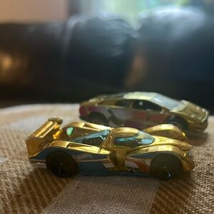 HOT WHEEL 24 OURS 2010 GOLD MATCHBOX LAMBORGINI DIABLO GOLD